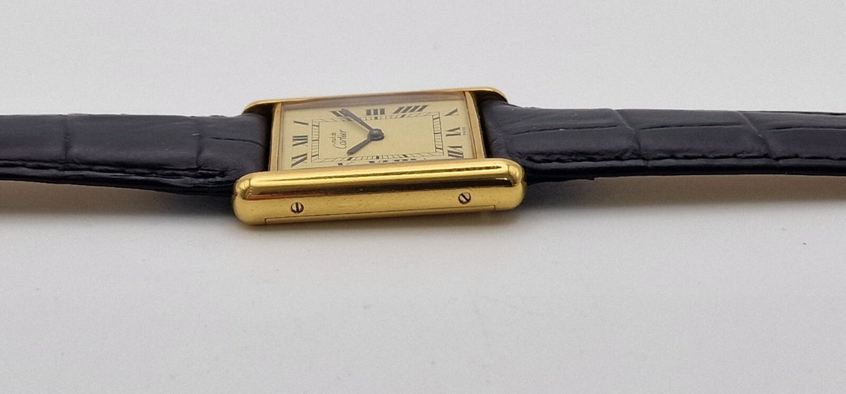 Must de Cartier Tank - 18ct Gold on Silver, Vintage Mid Size Mechanical